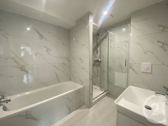 Maison &agrave; louer - 3 pi&egrave;ces - 72,41 m2 - Nemours - 77 - ILE-DE-FRANCE