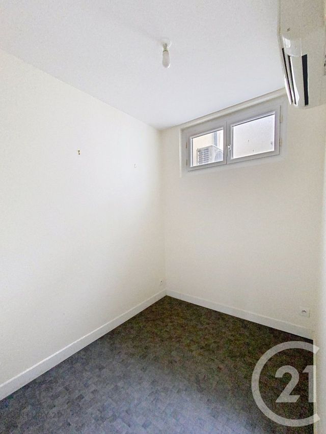 Appartement Local &agrave; vendre - 3 pi&egrave;ces - 44,57 m2 - Nemours - 77 - ILE-DE-FRANCE