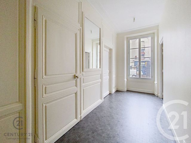 Appartement Local &agrave; vendre - 3 pi&egrave;ces - 44,57 m2 - Nemours - 77 - ILE-DE-FRANCE