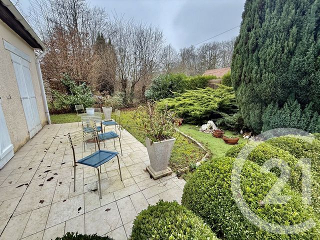 Maison &agrave; louer - 5 pi&egrave;ces - 115,56 m2 - Bazoches Sur Le Betz - 45 - CENTRE