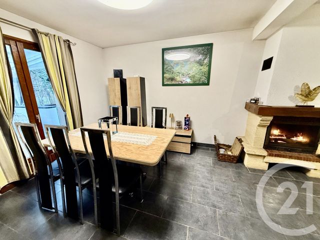 Maison &agrave; louer - 5 pi&egrave;ces - 115,56 m2 - Bazoches Sur Le Betz - 45 - CENTRE