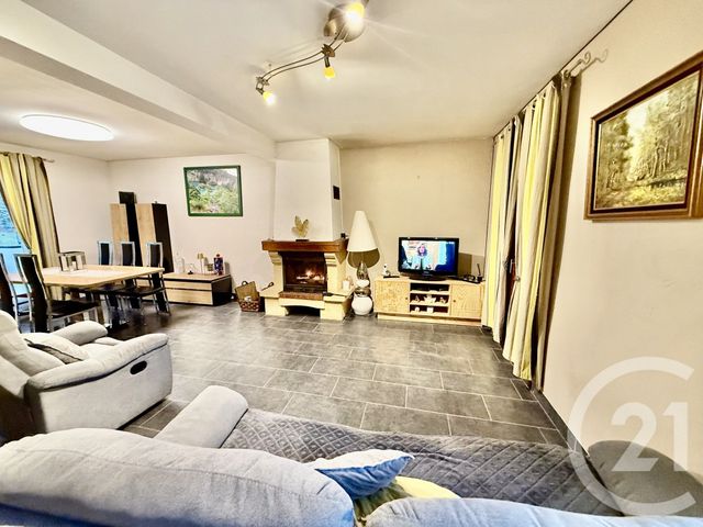 Maison &agrave; louer - 5 pi&egrave;ces - 115,56 m2 - Bazoches Sur Le Betz - 45 - CENTRE