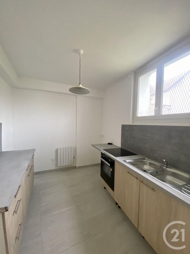 Appartement F2 &agrave; louer - 2 pi&egrave;ces - 46,74 m2 - Voulx - 77 - ILE-DE-FRANCE