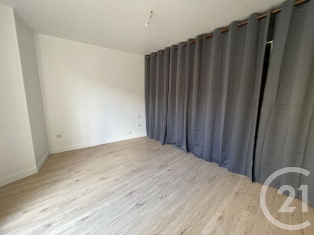 Appartement F2 &agrave; louer - 2 pi&egrave;ces - 40,30 m2 - Souppes Sur Loing - 77 - ILE-DE-FRANCE