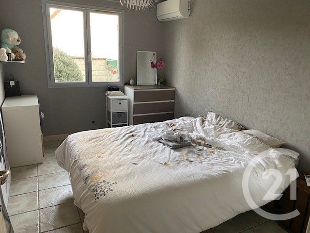 Maison &agrave; louer - 5 pi&egrave;ces - 118,60 m2 - Chateau Landon - 77 - ILE-DE-FRANCE