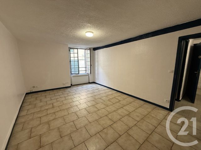 Appartement F2 &agrave; louer - 2 pi&egrave;ces - 48,55 m2 - Nemours - 77 - ILE-DE-FRANCE