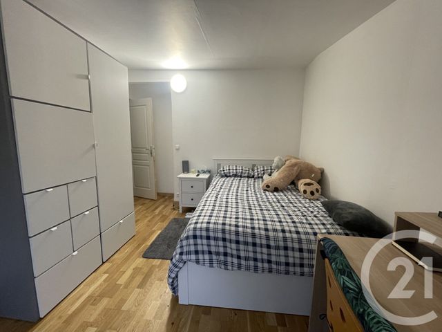 Maison &agrave; louer - 5 pi&egrave;ces - 103,28 m2 - Souppes Sur Loing - 77 - ILE-DE-FRANCE