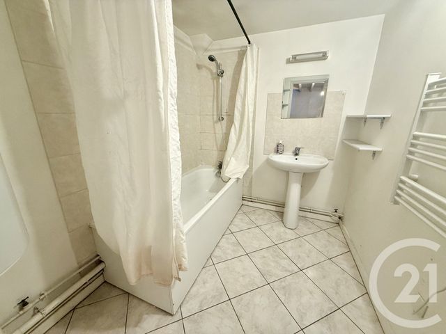 Appartement F3 &agrave; louer - 3 pi&egrave;ces - 55,87 m2 - Nemours - 77 - ILE-DE-FRANCE