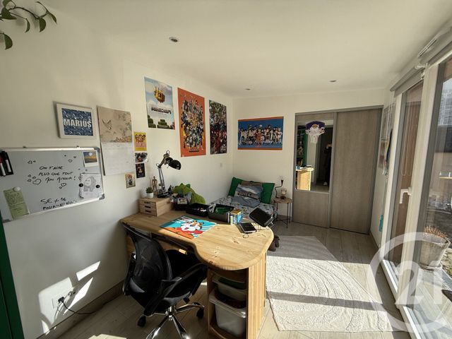 Maison &agrave; louer - 3 pi&egrave;ces - 82,50 m2 - St Pierre Les Nemours - 77 - ILE-DE-FRANCE