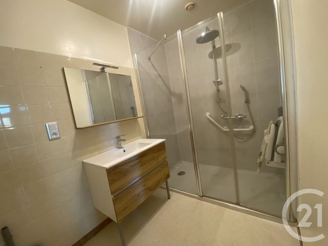 Appartement F2 &agrave; louer - 2 pi&egrave;ces - 70,60 m2 - Chateau Landon - 77 - ILE-DE-FRANCE