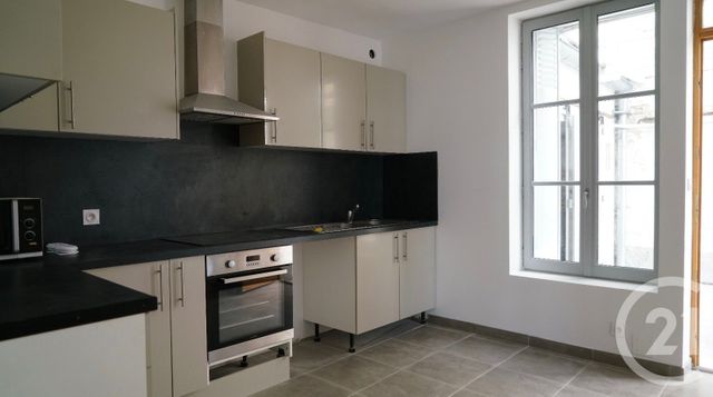 Maison &agrave; louer - 6 pi&egrave;ces - 120,60 m2 - Nemours - 77 - ILE-DE-FRANCE