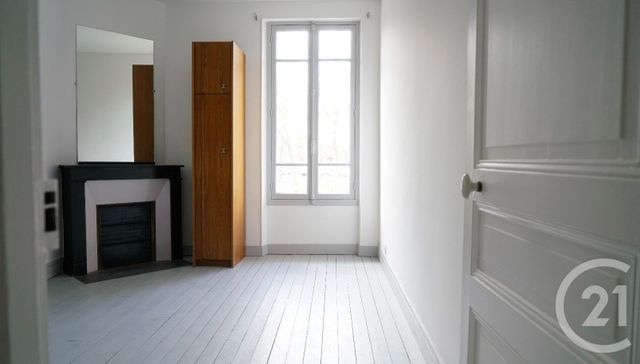 Maison &agrave; louer - 6 pi&egrave;ces - 120,60 m2 - Nemours - 77 - ILE-DE-FRANCE