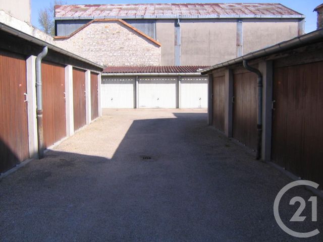 parking - NEMOURS - 77