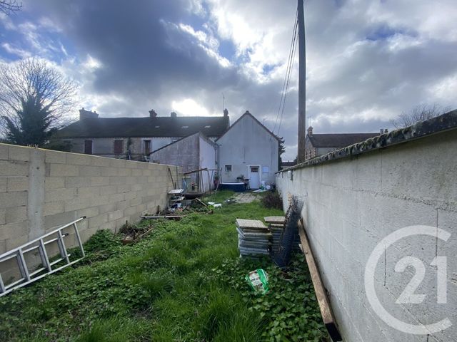 Maison &agrave; louer - 4 pi&egrave;ces - 108 m2 - Souppes Sur Loing - 77 - ILE-DE-FRANCE