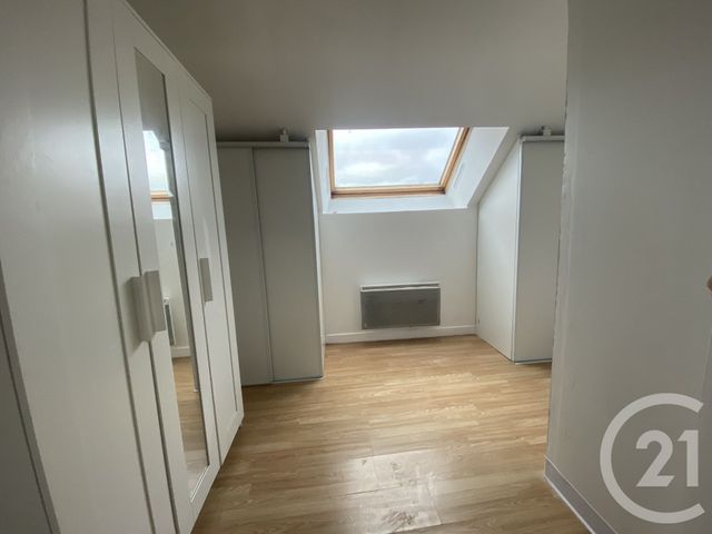 Maison &agrave; louer - 4 pi&egrave;ces - 108 m2 - Souppes Sur Loing - 77 - ILE-DE-FRANCE