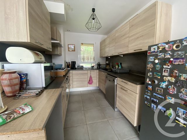 Maison &agrave; louer - 3 pi&egrave;ces - 72,53 m2 - Fay Les Nemours - 77 - ILE-DE-FRANCE