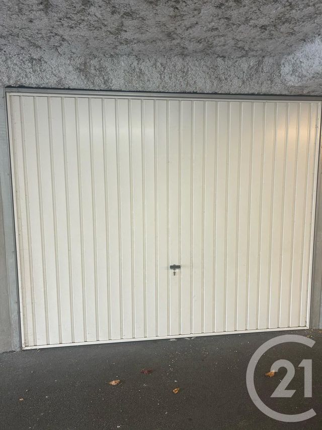 parking - NEMOURS - 77