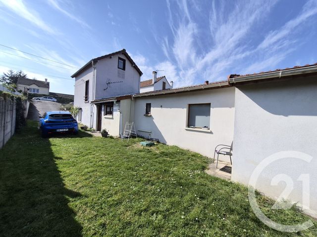 Maison &agrave; vendre - 4 pi&egrave;ces - 79 m2 - St Pierre Les Nemours - 77 - ILE-DE-FRANCE