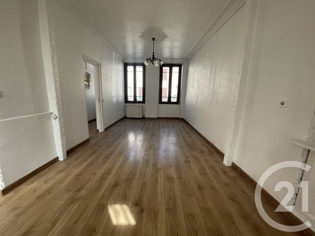 Maison &agrave; louer - 4 pi&egrave;ces - 103,31 m2 - Beaumont Du Gatinais - 77 - ILE-DE-FRANCE