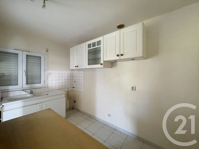 Maison &agrave; louer - 4 pi&egrave;ces - 87 m2 - Montcourt Fromonville - 77 - ILE-DE-FRANCE