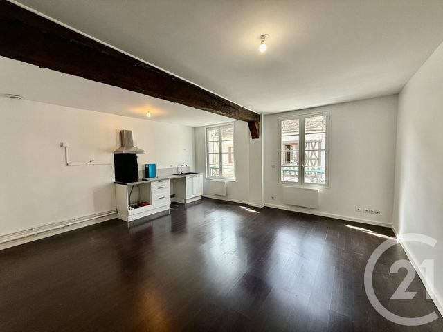 Appartement F3 &agrave; louer - 3 pi&egrave;ces - 65,49 m2 - Nemours - 77 - ILE-DE-FRANCE