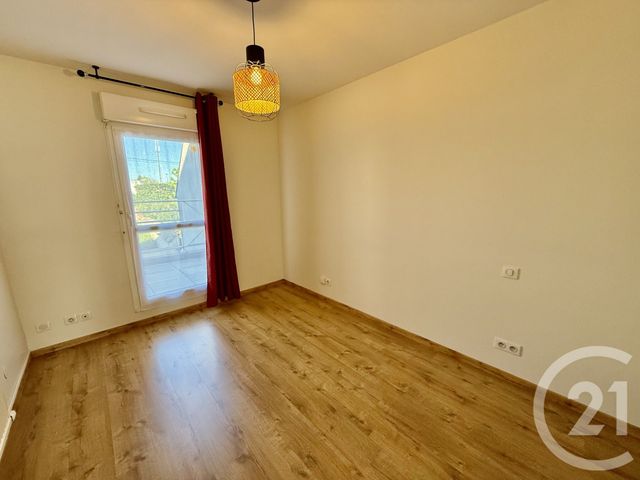 Appartement F3 &agrave; louer - 3 pi&egrave;ces - 73 m2 - Nemours - 77 - ILE-DE-FRANCE