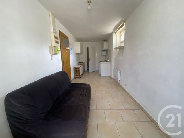 Appartement F1 &agrave; louer - 1 pi&egrave;ce - 17 m2 - Nemours - 77 - ILE-DE-FRANCE