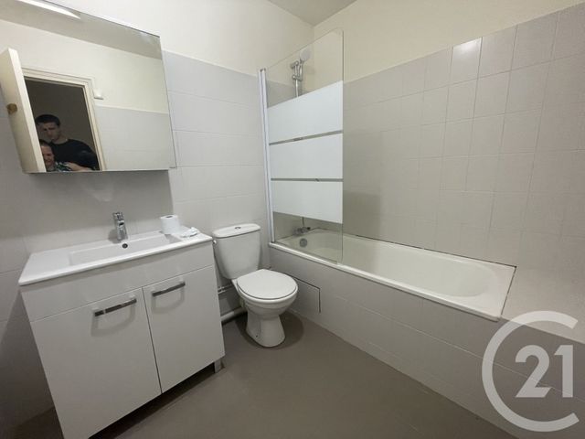 Appartement &agrave; louer - 2 pi&egrave;ces - 49,75 m2 - Nemours - 77 - ILE-DE-FRANCE