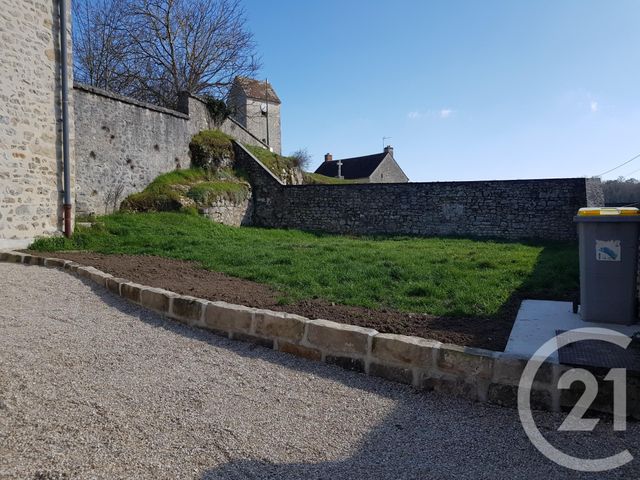 Maison &agrave; louer - 3 pi&egrave;ces - 76,20 m2 - Poligny - 77 - ILE-DE-FRANCE
