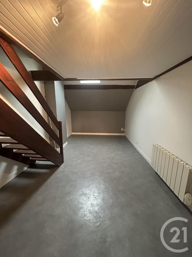 Appartement F1 &agrave; louer - 1 pi&egrave;ce - 28,53 m2 - Nemours - 77 - ILE-DE-FRANCE