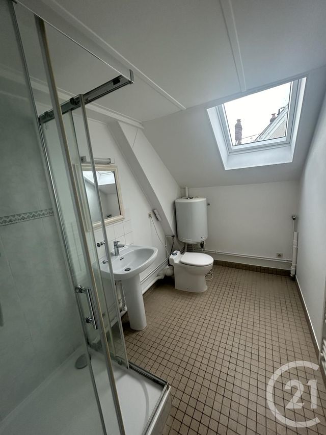 Appartement F1 &agrave; louer - 1 pi&egrave;ce - 28,53 m2 - Nemours - 77 - ILE-DE-FRANCE