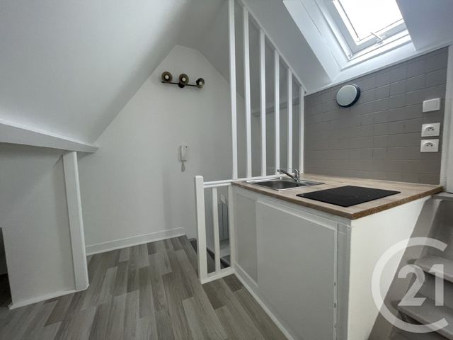 Appartement Studio &agrave; louer - 2 pi&egrave;ces - 17 m2 - Nemours - 77 - ILE-DE-FRANCE