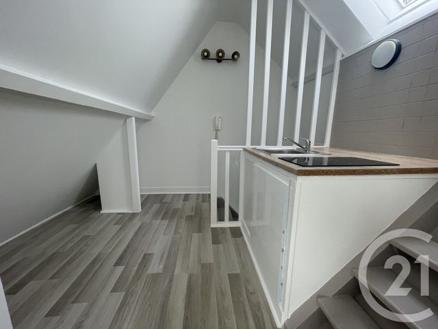 Appartement Studio &agrave; louer - 2 pi&egrave;ces - 17 m2 - Nemours - 77 - ILE-DE-FRANCE