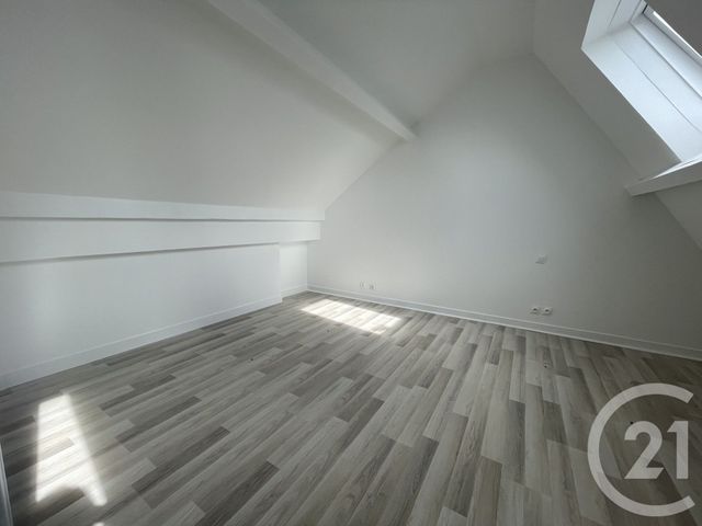 Appartement Studio &agrave; louer - 2 pi&egrave;ces - 17 m2 - Nemours - 77 - ILE-DE-FRANCE