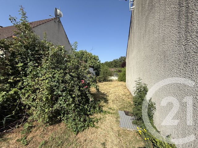 Maison &agrave; louer - 4 pi&egrave;ces - 72,76 m2 - Nemours - 77 - ILE-DE-FRANCE