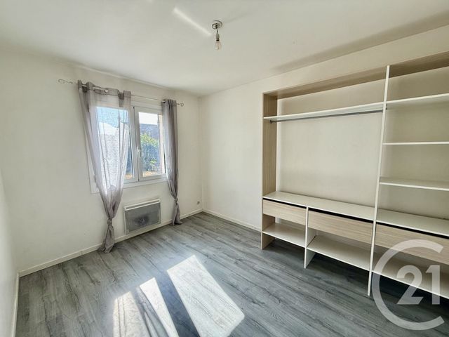 Maison &agrave; louer - 4 pi&egrave;ces - 72,76 m2 - Nemours - 77 - ILE-DE-FRANCE