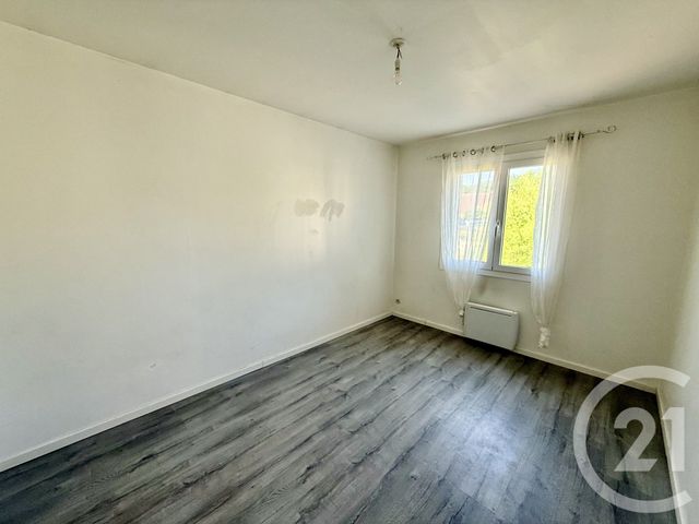 Maison &agrave; louer - 4 pi&egrave;ces - 72,76 m2 - Nemours - 77 - ILE-DE-FRANCE