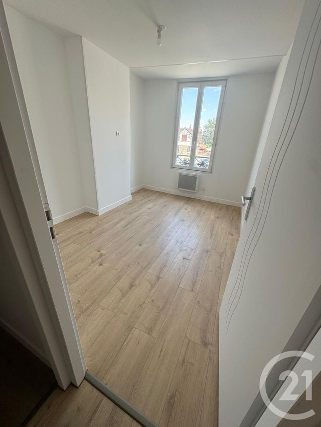 Appartement F4 &agrave; louer - 4 pi&egrave;ces - 61,33 m2 - Egreville - 77 - ILE-DE-FRANCE