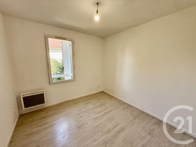 Maison &agrave; louer - 4 pi&egrave;ces - 83,95 m2 - Nemours - 77 - ILE-DE-FRANCE
