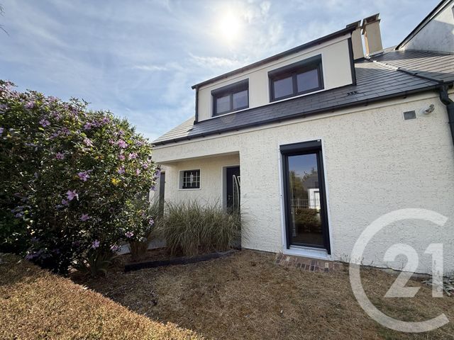 Maison &agrave; louer - 5 pi&egrave;ces - 99 m2 - Nemours - 77 - ILE-DE-FRANCE