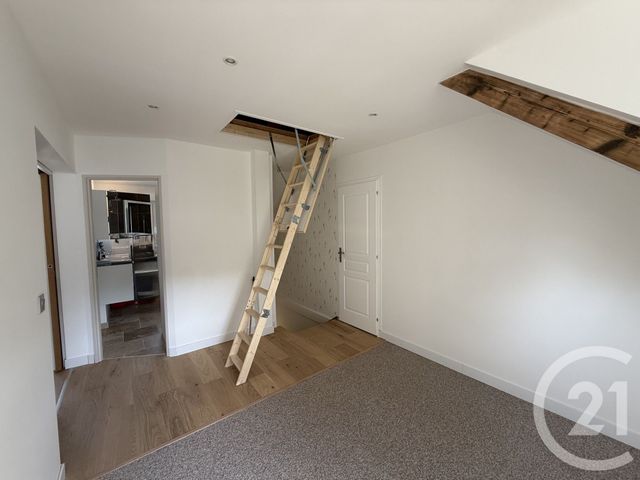 Maison &agrave; louer - 5 pi&egrave;ces - 99 m2 - Nemours - 77 - ILE-DE-FRANCE