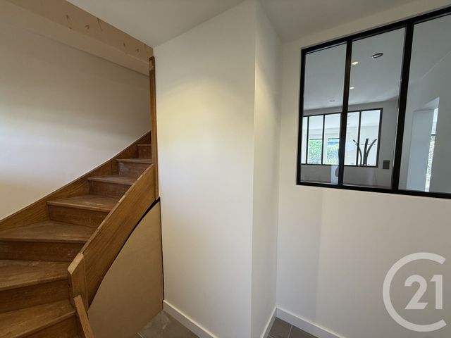 Maison &agrave; louer - 5 pi&egrave;ces - 99 m2 - Nemours - 77 - ILE-DE-FRANCE