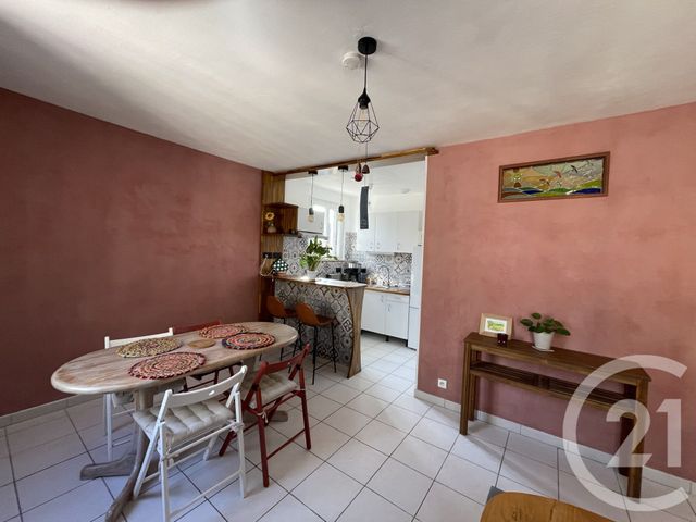 Appartement F2 &agrave; louer - 2 pi&egrave;ces - 39,62 m2 - Larchant - 77 - ILE-DE-FRANCE