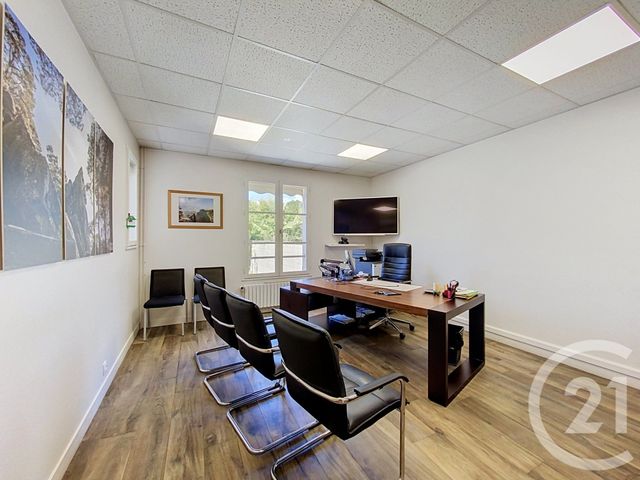 Immeuble &agrave; vendre - 270 m2 - Nemours - 77 - ILE-DE-FRANCE