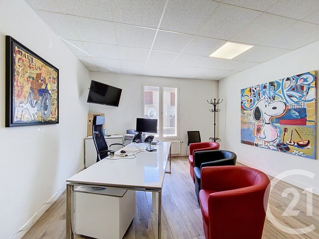 Immeuble &agrave; vendre - 270 m2 - Nemours - 77 - ILE-DE-FRANCE
