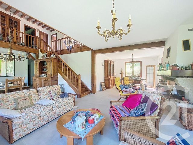Maison &agrave; vendre - 7 pi&egrave;ces - 189 m2 - Bagneaux Sur Loing - 77 - ILE-DE-FRANCE