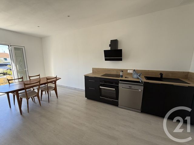 Maison &agrave; louer - 3 pi&egrave;ces - 62,69 m2 - Champagne Sur Seine - 77 - ILE-DE-FRANCE