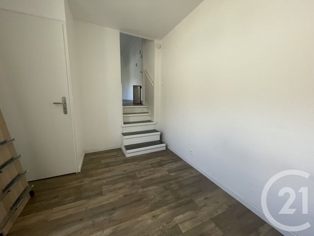 Appartement F2 &agrave; louer - 2 pi&egrave;ces - 29,30 m2 - Nemours - 77 - ILE-DE-FRANCE