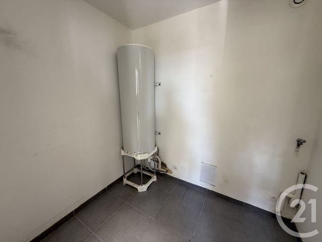 Appartement F4 &agrave; louer - 4 pi&egrave;ces - 74,67 m2 - Egreville - 77 - ILE-DE-FRANCE