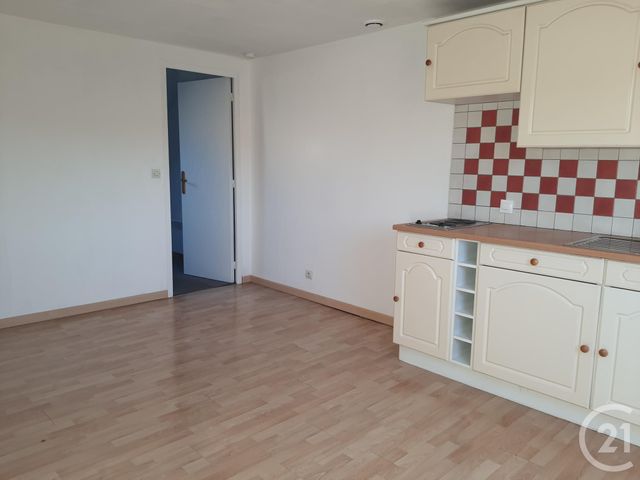 Appartement F1 &agrave; louer - 1 pi&egrave;ce - 26,41 m2 - Nemours - 77 - ILE-DE-FRANCE